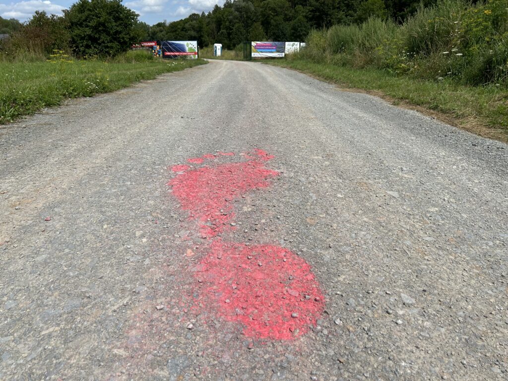 The route to the event is marked by footprints